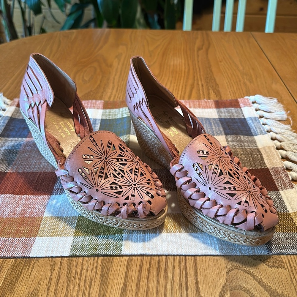 Cowboy empire wedges